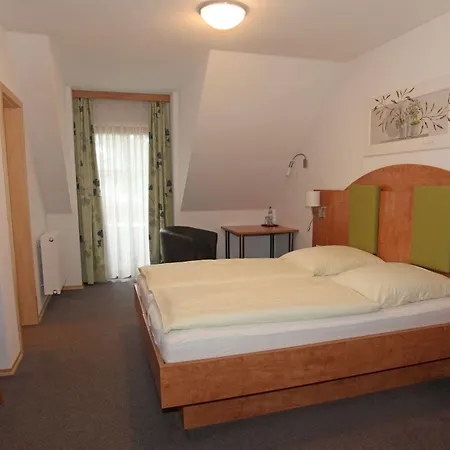 Hotel Garni Hopfengold 3*