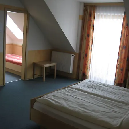 Garni Hopfengold 3* Wolnzach