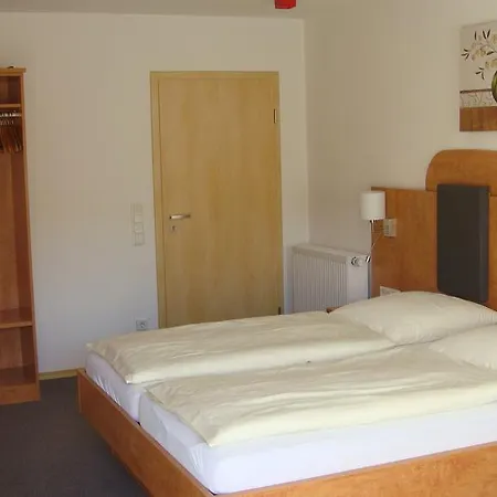 מלון Garni Hopfengold 3*